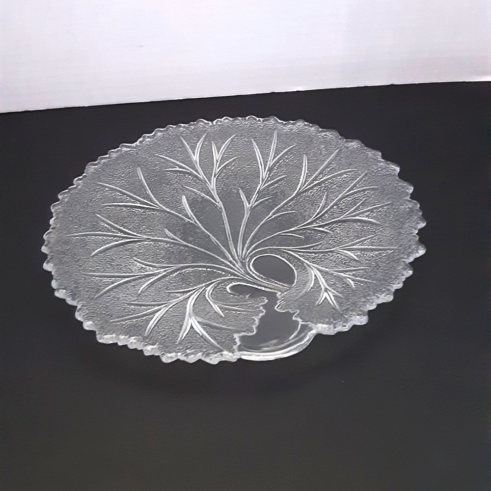 Vintage 1960's Indiana Glass Pebble Leaf Salad Lunchean Plate Fern Cottagecore